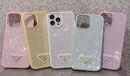 Choosing the Right Phone Case (Guardians of Style and Protection)