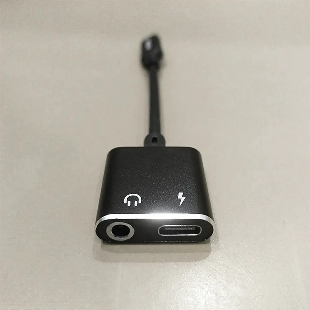 [HF CONECTR-27] HF CONECTR-27 Type C to 3.5mm Handsfree Connector - High-Quality Audio