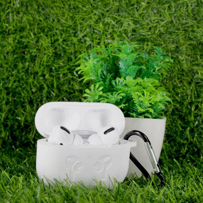 [HFBCASE-3-1] Classic White AirPods Pro 2 Case - Stylish & Durable Protection