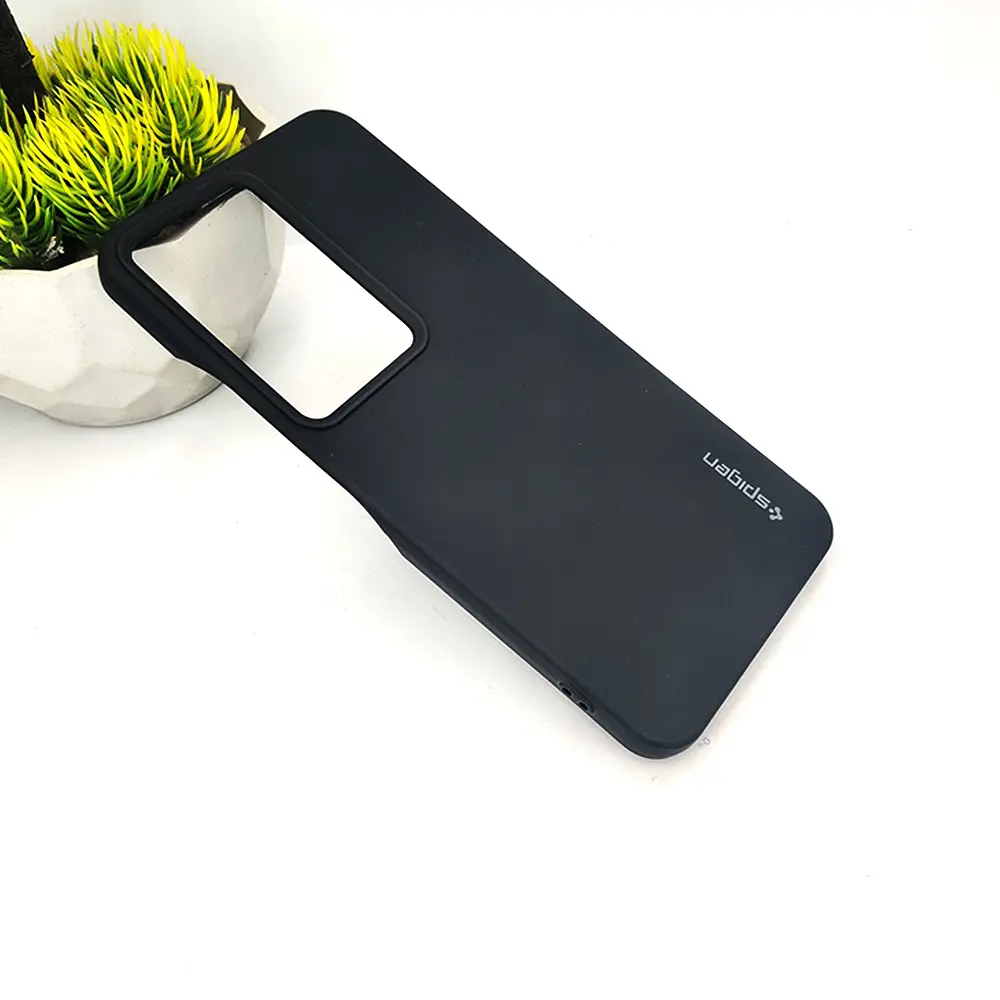  Vivo Y100 4G Spigen Soft Silicone Back Case (Black)