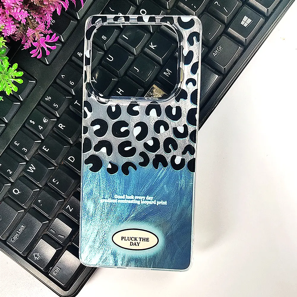 [PO37BTSPRK20PRPL-2] Tecno Spark 20 Pro Plus Classic 3D Leopard Printed Back Case