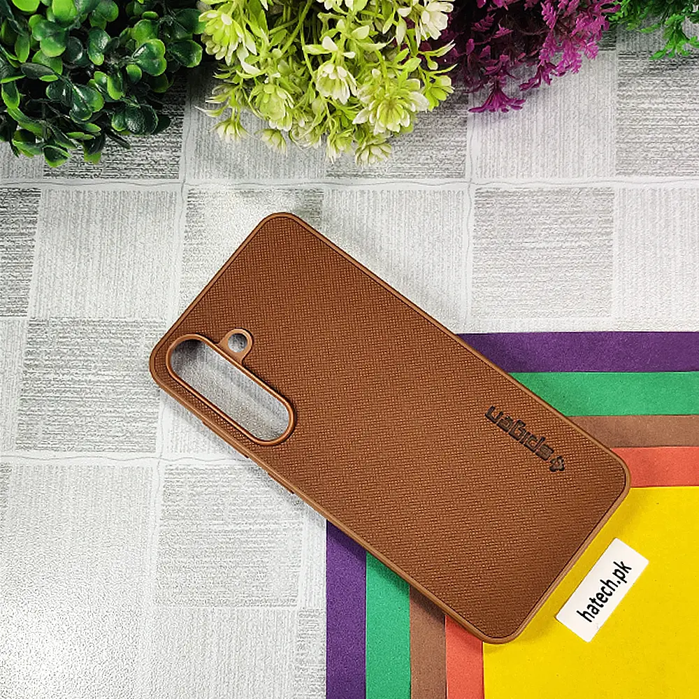 Samsung Galaxy S25 PLUS Spigen Hard Dotted Leather Back Case (Brown)