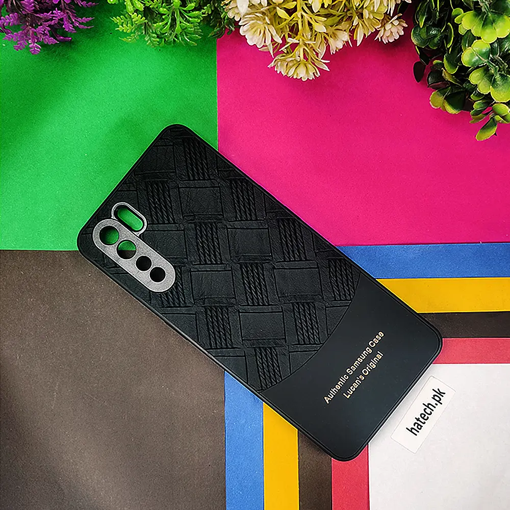 Oppo F15 Authentic Lucane Leather Texture Back Case (Black)