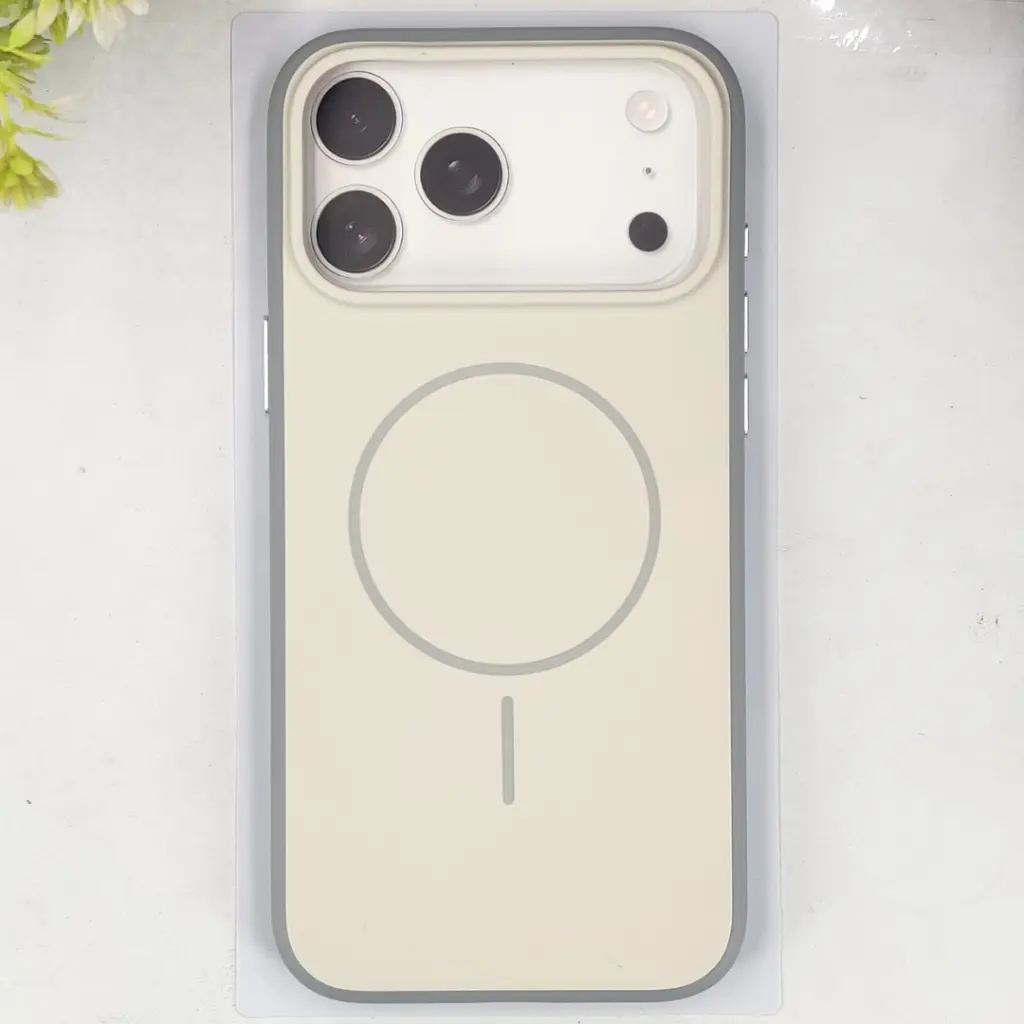 iPhone 17 Pro Max OKOZ 3D Metelic Luxuary With Wireless Magsafe Back Case (Off White)