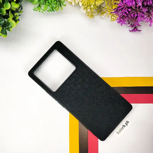 [PO32BINOT40PR-16-2] Infinix Note 40 Pro Spigen Hard Dotted Leather Back Case (Black)