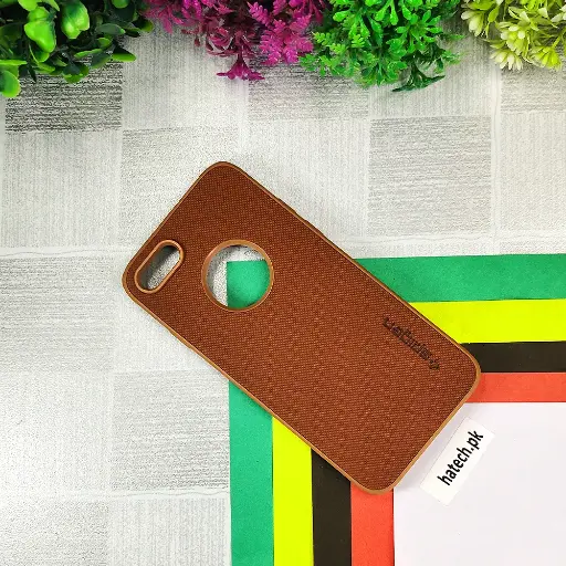 [PO32BIP7G-16-13] iPhone 7|8|SE 2020 Spigen Hard Dotted Leather Back Case (Brown)