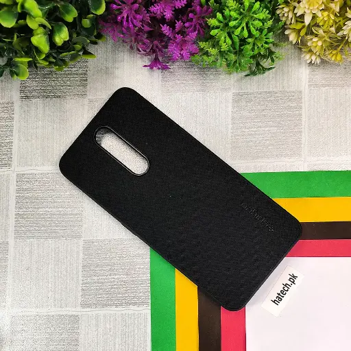[PO32BOF11-16-2] Oppo F11 Spigen Hard Dotted Leather Back Case (Black)